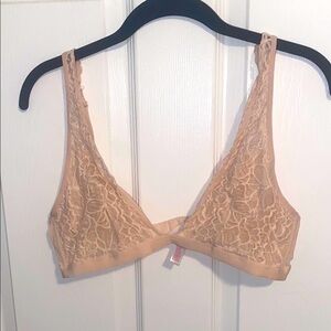 Pinky Nude Lace Bralette with Deep V-neckline and Wide Straps